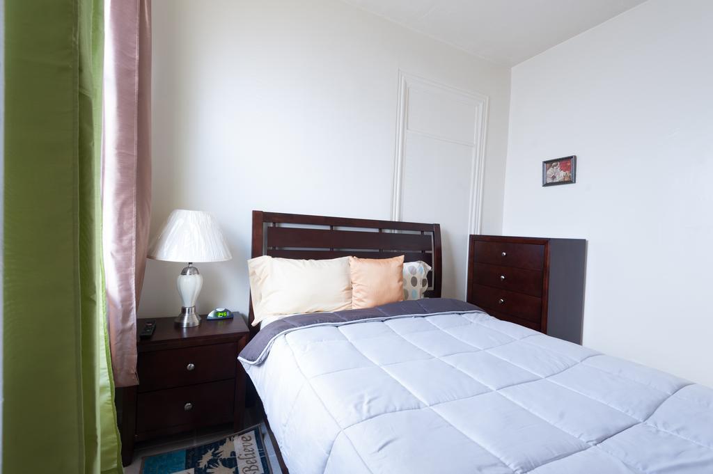 Studio And 1 Bedroom Apartments - Bronx Apartamento Nova York